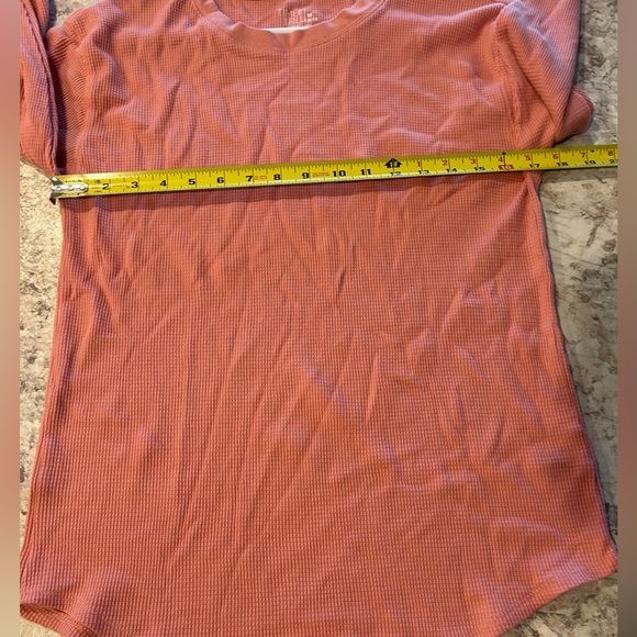 Women’s Time and Tru Waffle Shirt Long Sleeve Medium - Picture 7 of 9